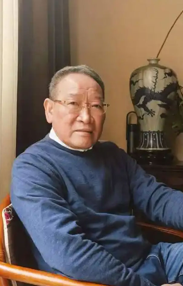 何元龙